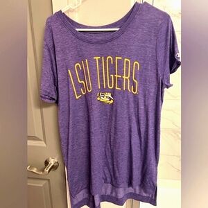 Large LSU Tigers Purple Tee 💜🐯